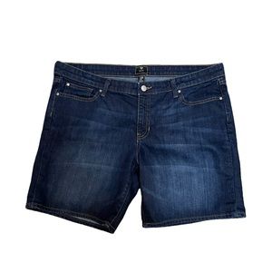 GAP Bermuda jeans short size 18
